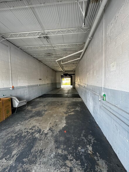 More Photos Of 1800-1812 SW 7th Ave, Pompano Beach Warehouse For Sale