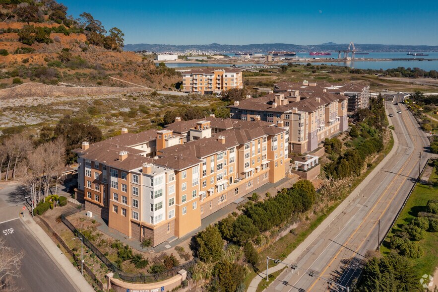 More Photos Of 1 Crescent Way, San Francisco Apartments For Lease