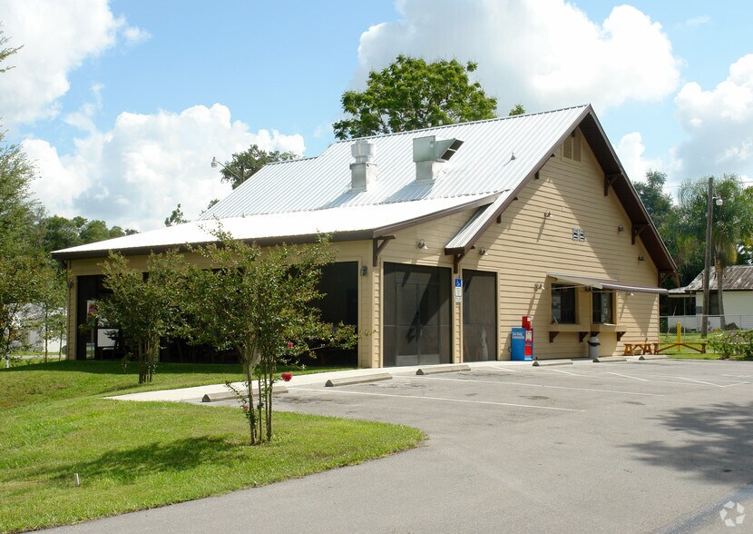 More Photos Of 2535 Main St, Leesburg Restaurant For Sale