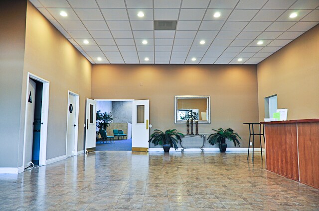 More Photos Of 2135 Industrial Ct, Vista Industrial For Lease