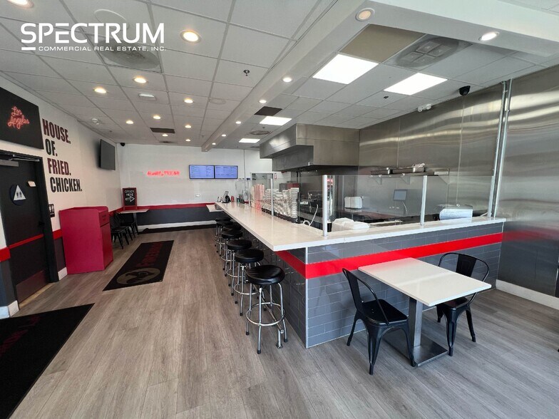 Primary Photo Of 21514-21534 Devonshire St, Chatsworth Storefront For Lease