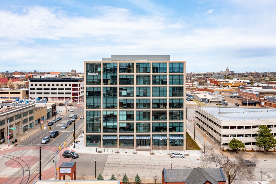 More Photos Of 616 N Broadway Ave, Oklahoma City Office For Lease