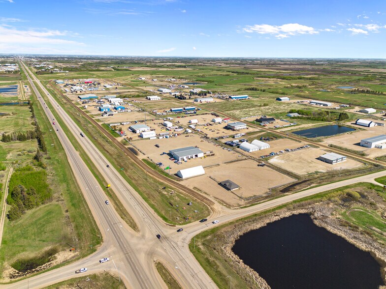 More Photos Of 58 Willoughby St, Blackfoot Warehouse For Sale