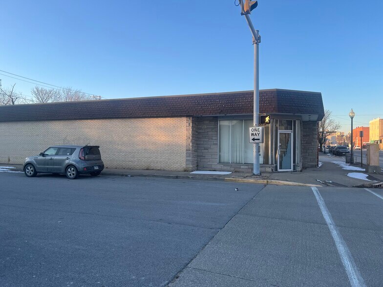 Primary Photo Of 5646 Hohman Ave, Hammond Storefront For Lease