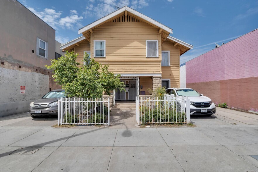 More Photos Of 2113 Venice Blvd, Los Angeles Apartments For Sale