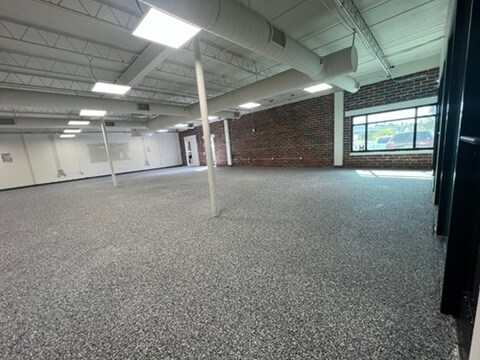 More Photos Of 7490 N 36th St, Pinellas Park Loft Creative Space For Lease
