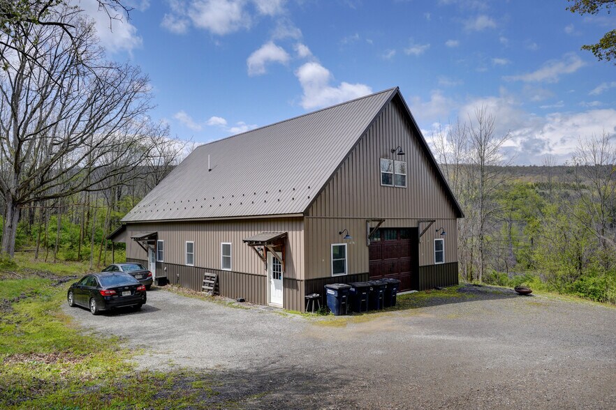 More Photos Of 5685 County Road 33, Canandaigua Specialty For Sale