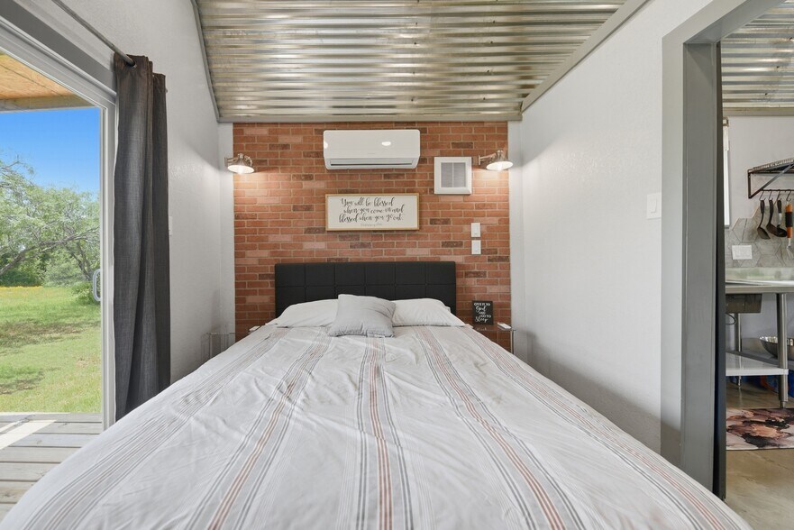 More Photos Of 14619 Highway 36 South, Somerville Specialty For Sale