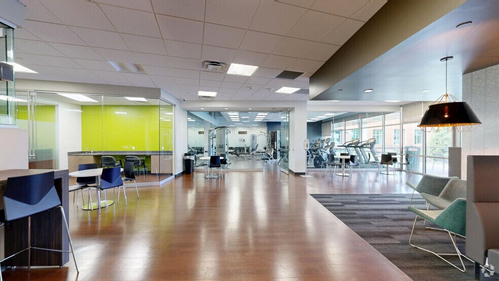 More Photos Of 6800 W 115th St, Overland Park Coworking Space