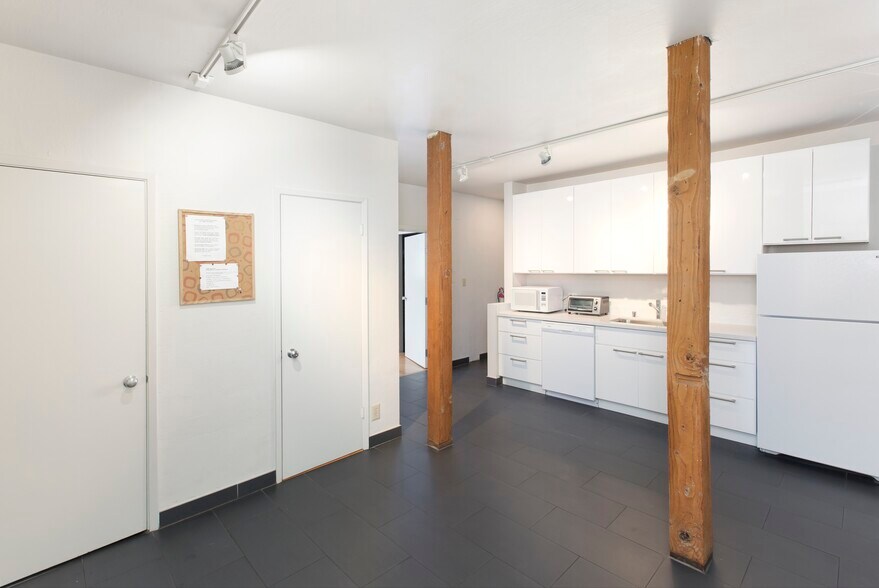 More Photos Of 1099 Folsom St, San Francisco Loft Creative Space For Lease