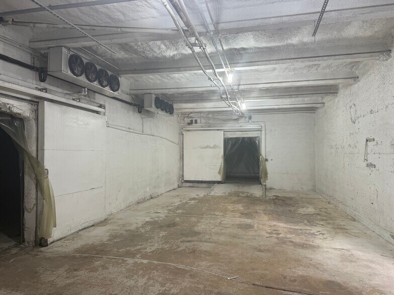 More Photos Of 743-749 NW 23rd St, Miami Food Processing For Sale