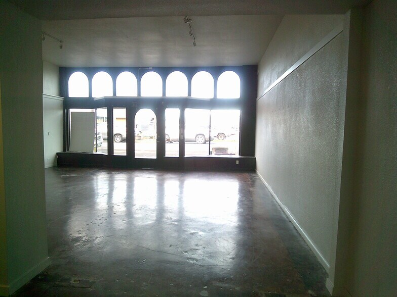 More Photos Of 165 N Main St, Mount Angel Storefront Retail Office For Sale