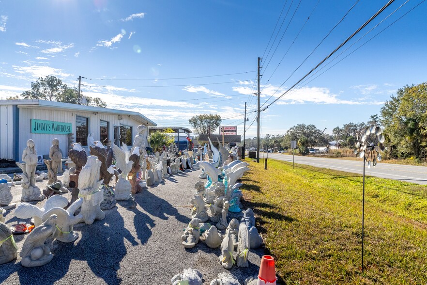 More Photos Of 1300 Ponce De Leon Blvd, Brooksville Warehouse For Sale