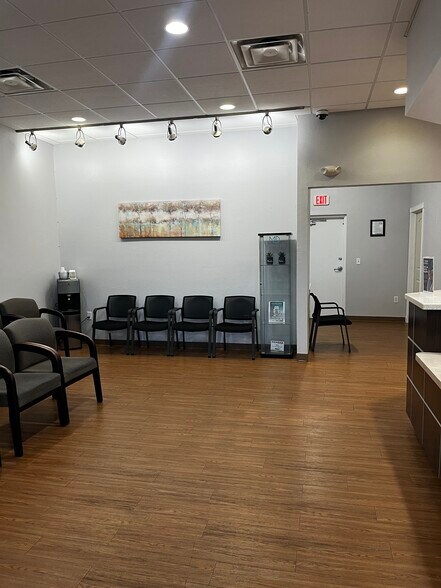 More Photos Of 4585-4589 H.C. Yates Ln, Saint Cloud Office For Sale