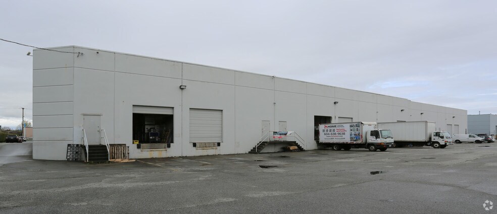More Photos Of 11120 Bridgeport Rd, Richmond Warehouse For Lease