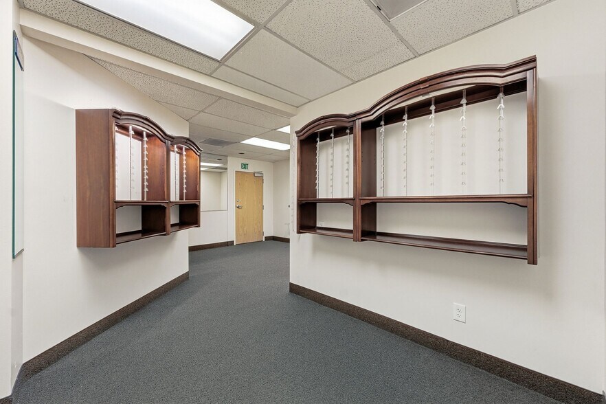 More Photos Of 201 E 5900 S, Murray Medical For Lease