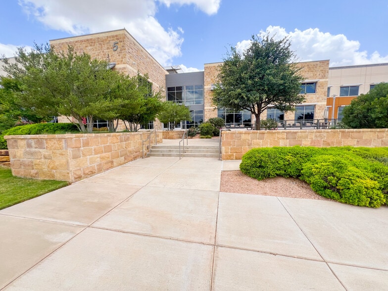 More Photos Of 6401 Holiday Hill Rd, Midland Office For Lease