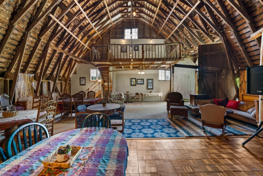 More Photos Of 25 Fraser Rd W, Tillamook Lodge Meeting Hall For Sale