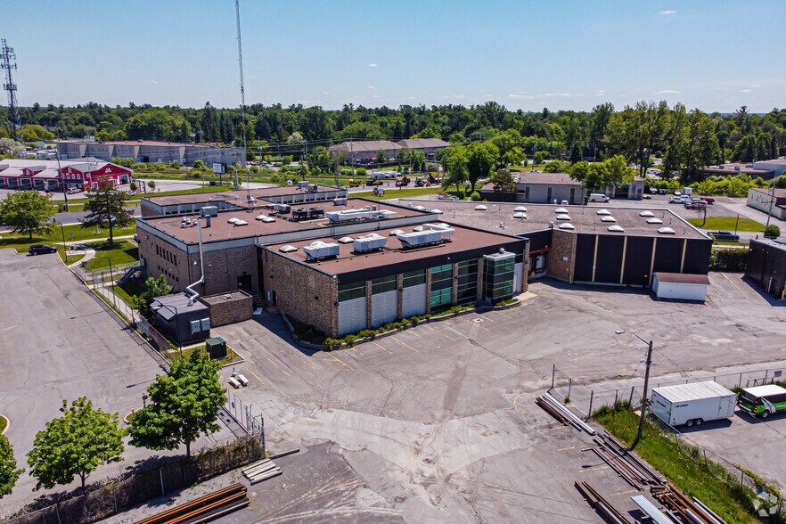 More Photos Of 1970 Merivale Rd, Ottawa Flex For Lease