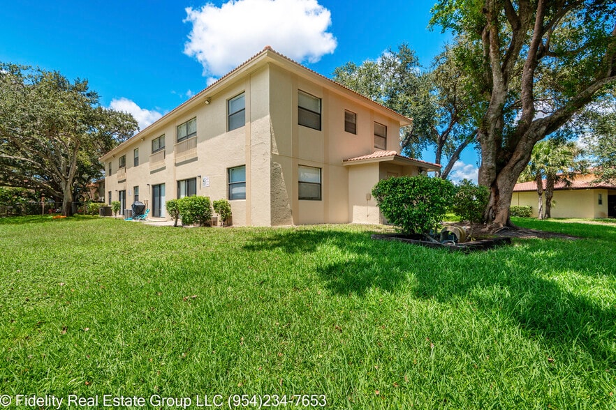 More Photos Of 11430-11442 NW 45th St, Coral Springs Apartments For Sale