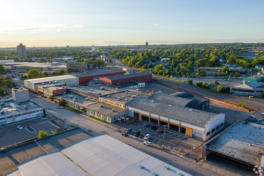 More Photos Of 635 9th St, Minneapolis Warehouse For Lease