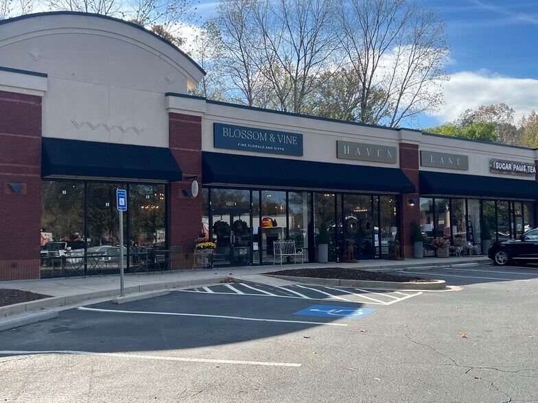 More Photos Of 5950 State Bridge Rd, Duluth Unknown For Lease