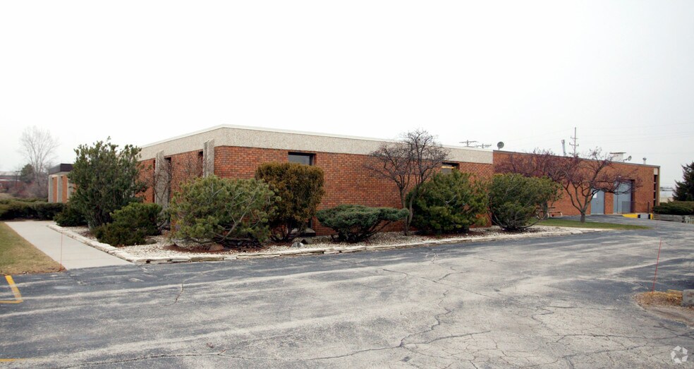 Primary Photo Of 2501 S Moorland Rd, New Berlin Warehouse For Sale