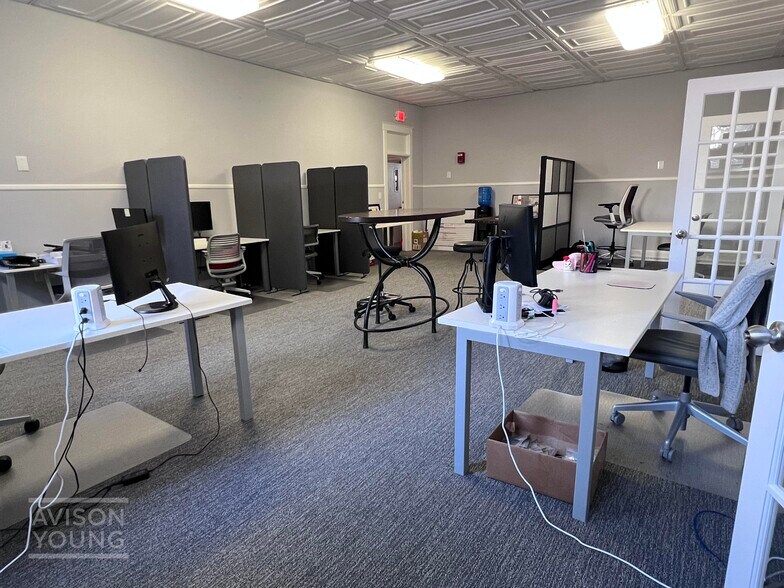 More Photos Of 277 Meeting, Charleston Office For Lease