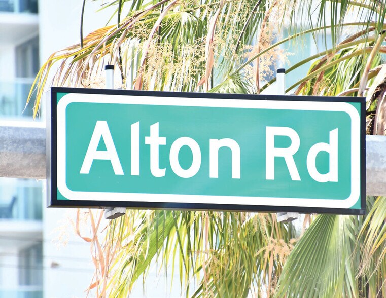 More Photos Of 1558 Alton Rd, Miami Beach Office For Sale