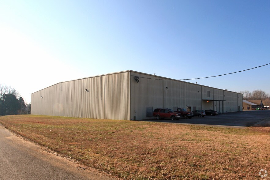 Primary Photo Of 150 Quality St, Munfordville Warehouse For Lease