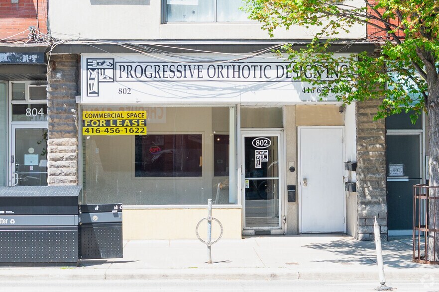 More Photos Of 802 Bloor St W, Toronto Storefront Retail Residential For Sale