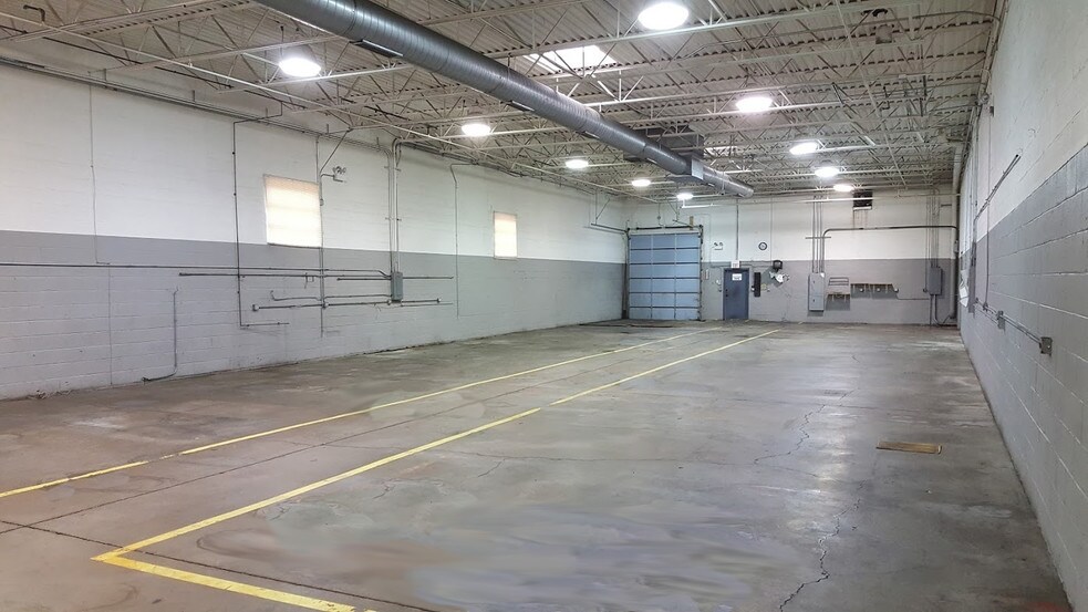 More Photos Of 780-790 Bonnie Ln, Elk Grove Village Warehouse For Lease