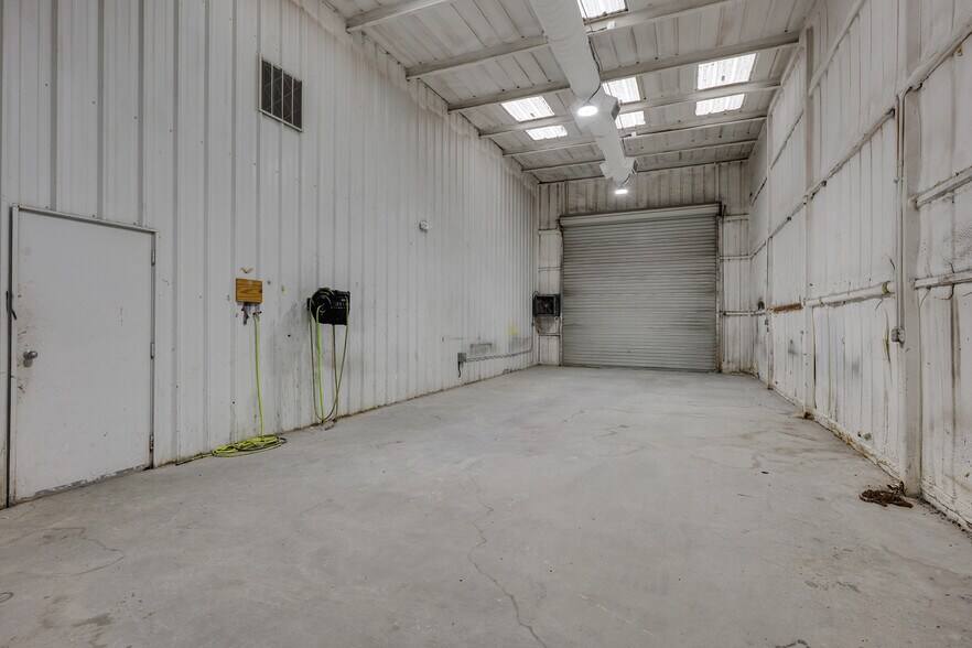 More Photos Of 1809 John McCain Rd, Colleyville Service For Lease
