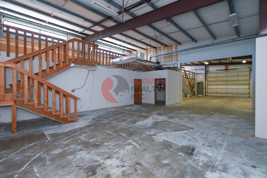 More Photos Of 603 Royal St, Kelso Flex For Lease