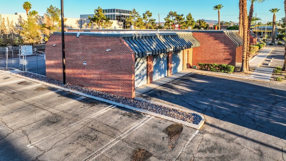More Photos Of 3210 E Tropicana Ave, Las Vegas Medical For Lease