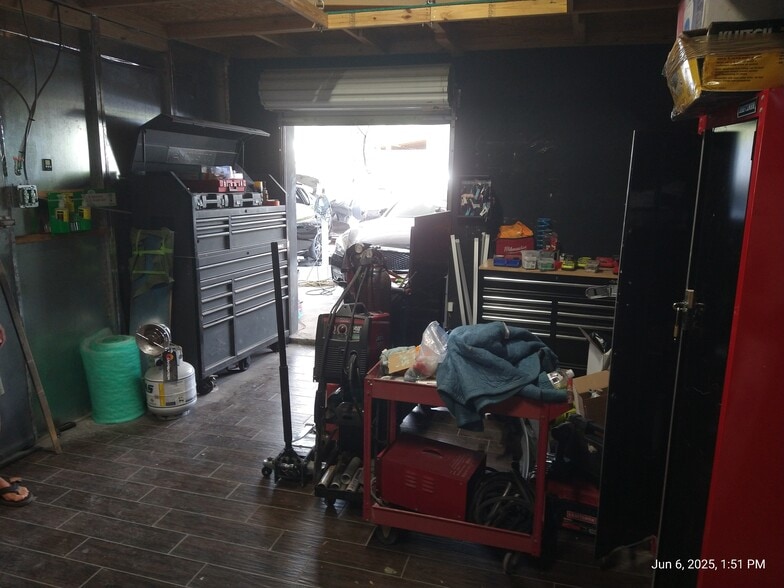 More Photos Of 1301 W Waters Ave, Tampa Auto Repair For Sale
