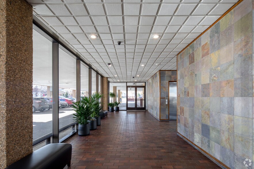More Photos Of 3650 S Yosemite St, Denver Office For Sale