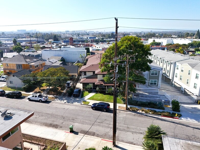 More Photos Of 413 N Market St, Inglewood Apartments For Sale