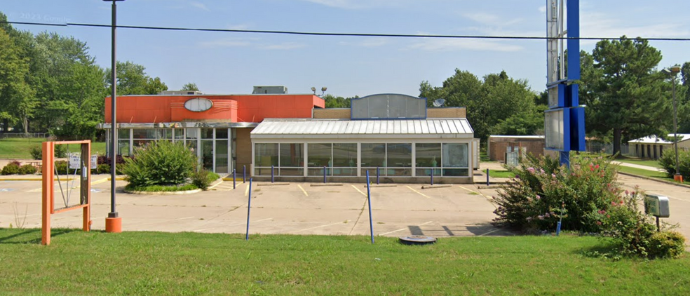 Primary Photo Of 7104 Highway 62 W, Gassville Restaurant For Sale