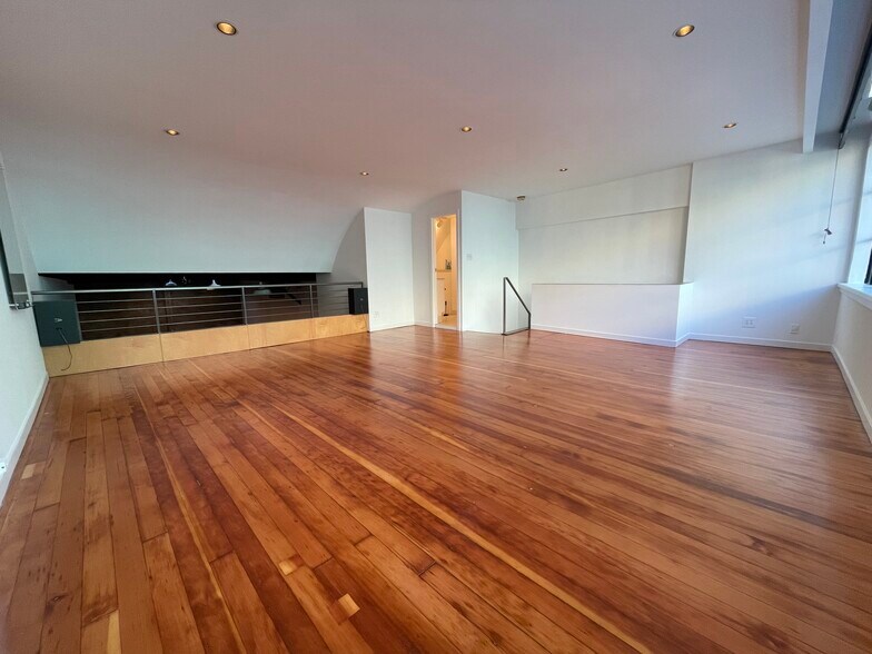 More Photos Of 340 Harriet St, San Francisco Light Manufacturing For Lease