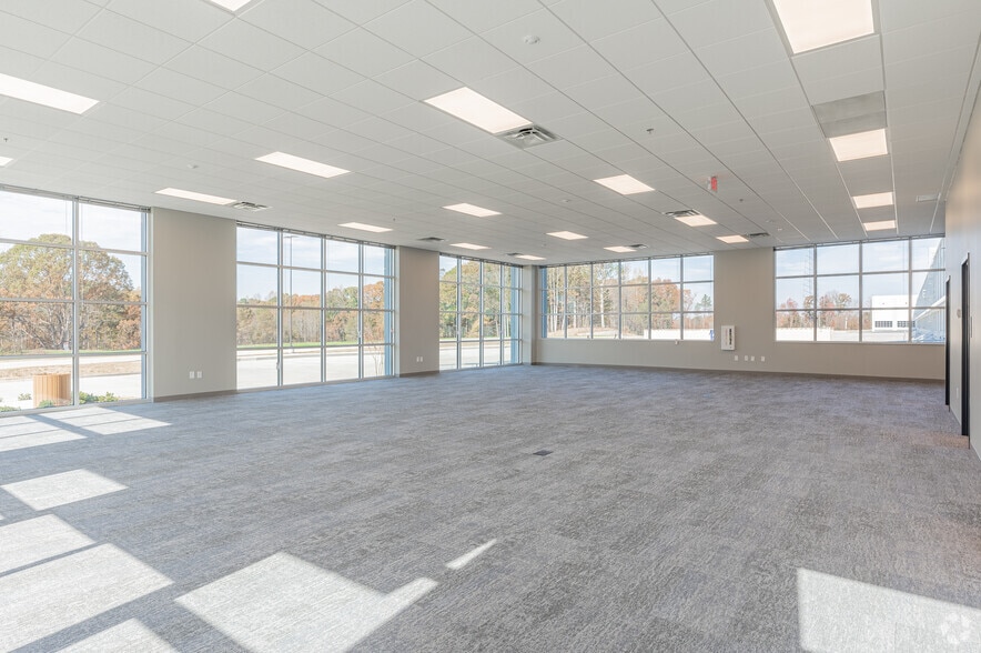 More Photos Of 11084 Lewis Braselton Blvd, Braselton Industrial For Sale