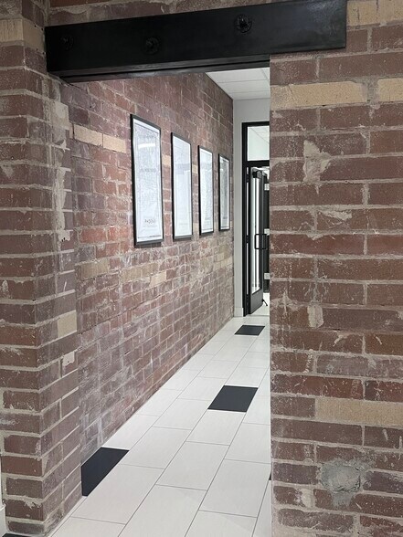 More Photos Of 500-560 E Timpanogos Cir, Orem Office For Lease