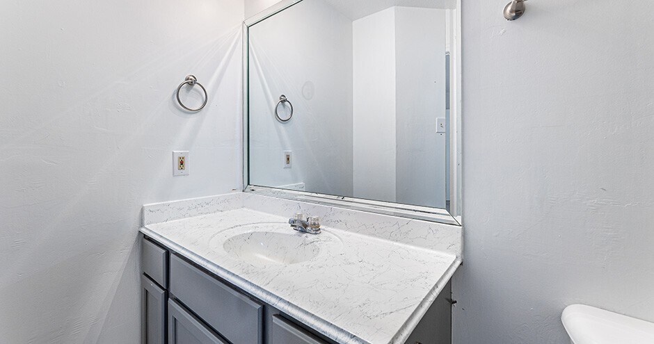 More Photos Of 5301 FM 517 Rd E, Dickinson Apartments For Sale