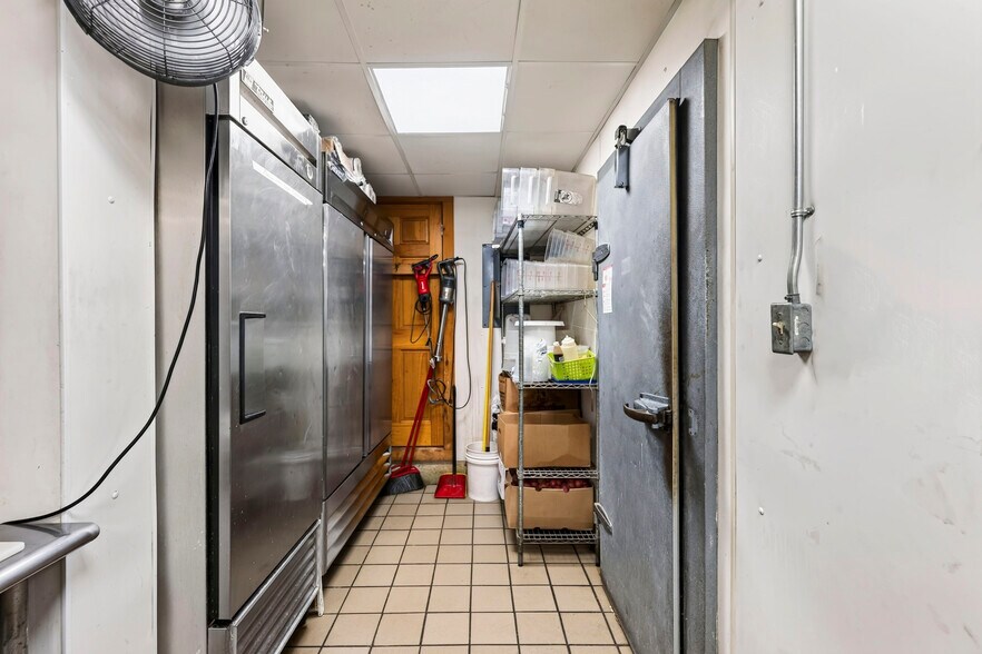 More Photos Of W7916 Hwy 70, Spooner Restaurant For Sale
