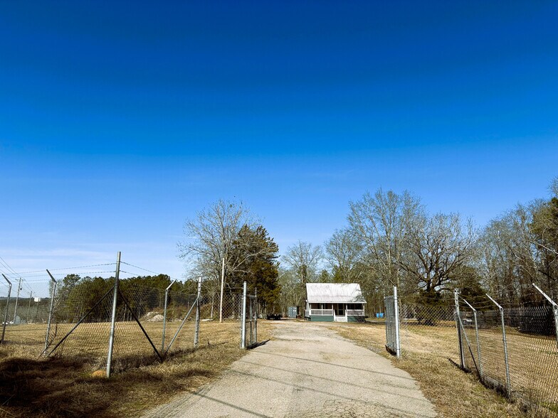 More Photos Of 732 Valley Ridge Rd, Swansea Land For Lease