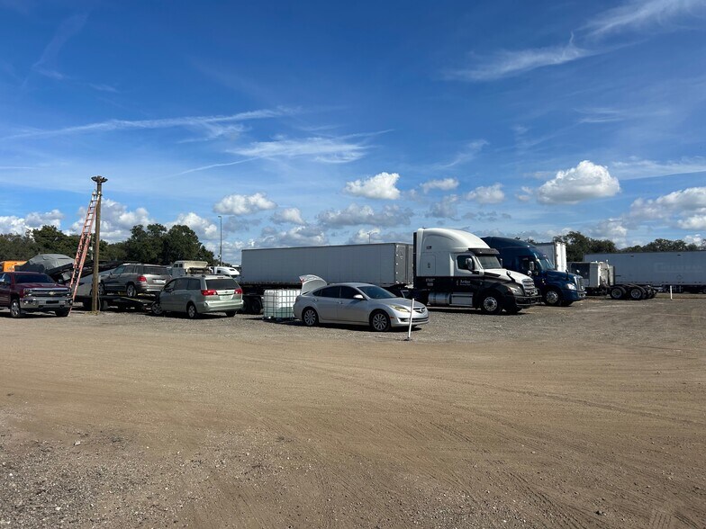 More Photos Of 5403 Causeway Blvd, Tampa Land For Lease