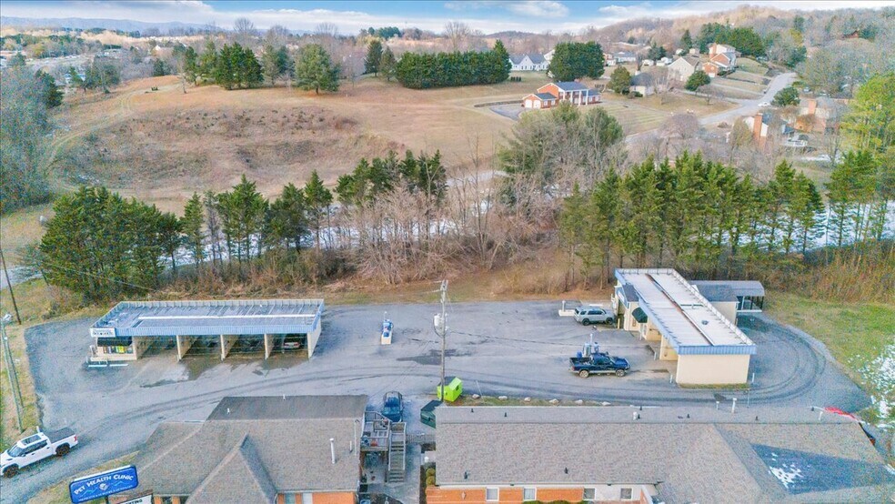 More Photos Of 870 Roanoke Rd, Daleville Carwash For Sale