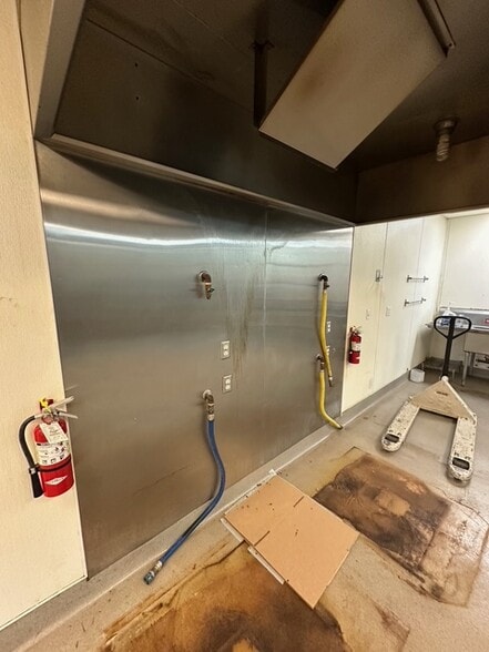 More Photos Of 7129-7159 Katella Ave, Stanton Unknown For Lease