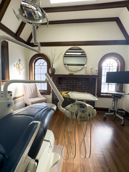 More Photos Of 304 Bloomfield Ave, Verona Medical For Lease