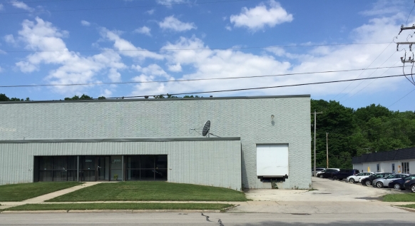 Primary Photo Of 2093 S 116th St, West Allis Manufacturing For Lease